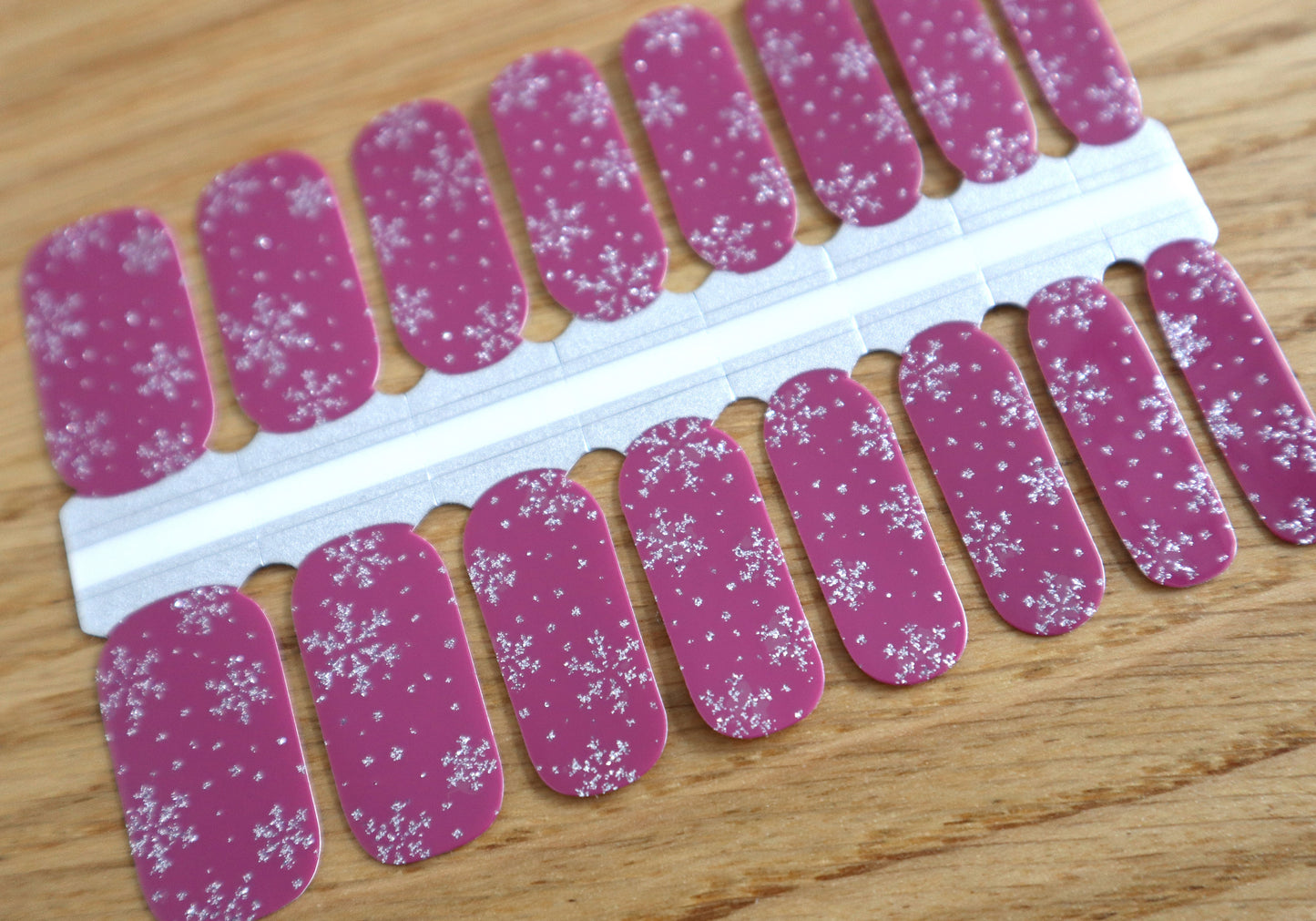 Flocons de neige scintillants rose foncé et argenté Noël Hiver