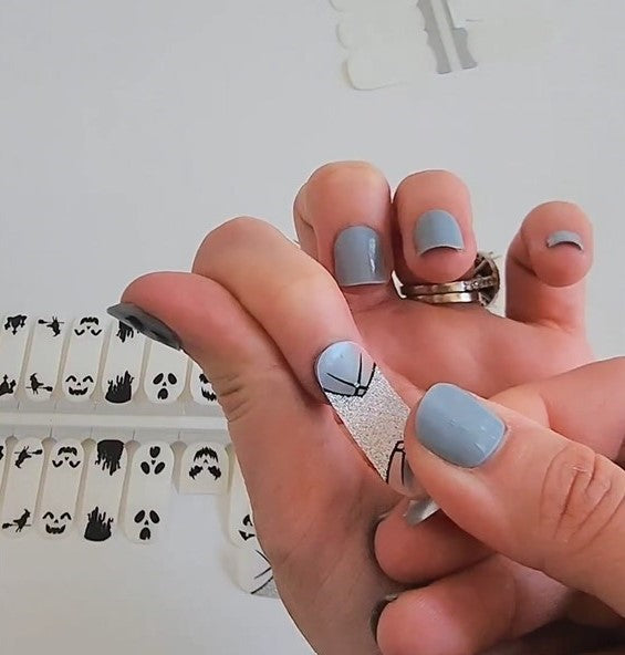 How To Layer Nail Wraps