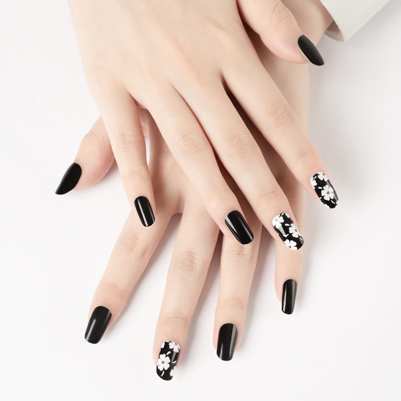 Couleurs du coucher du soleil avec dégradé d'ombre violet et rose pailleté argenté et jaune rayé