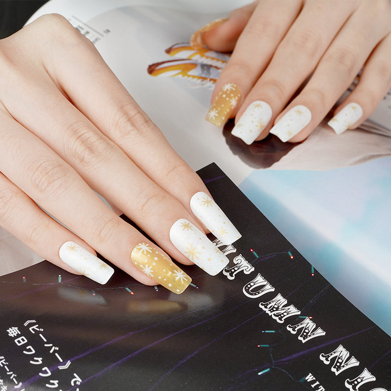 Nain de Noël bleu marine et flocons de neige scintillants argentés avec motif à carreaux