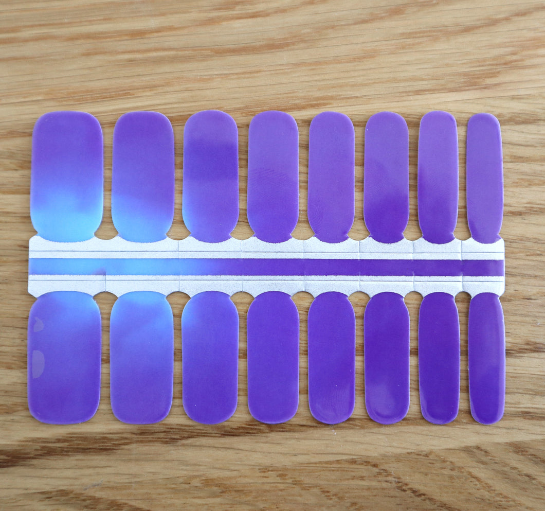 Changement de couleur du violet au bleu Couleur unie Sensible à la température