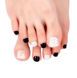 Pedicure Checkered Silver with Black Toe Nail Wraps