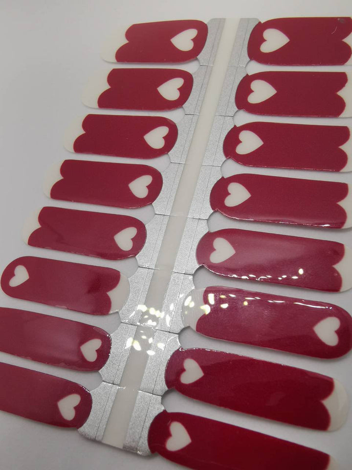 Fond Clair Rouge En Forme De Coeur French Manucure Saint Valentin Amour