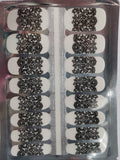 Haut transparent de manucure française en dentelle damassée noire
