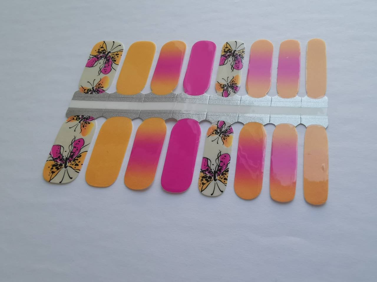 Orange and Pink Ombre Gradient with Drawing of the Butterfly