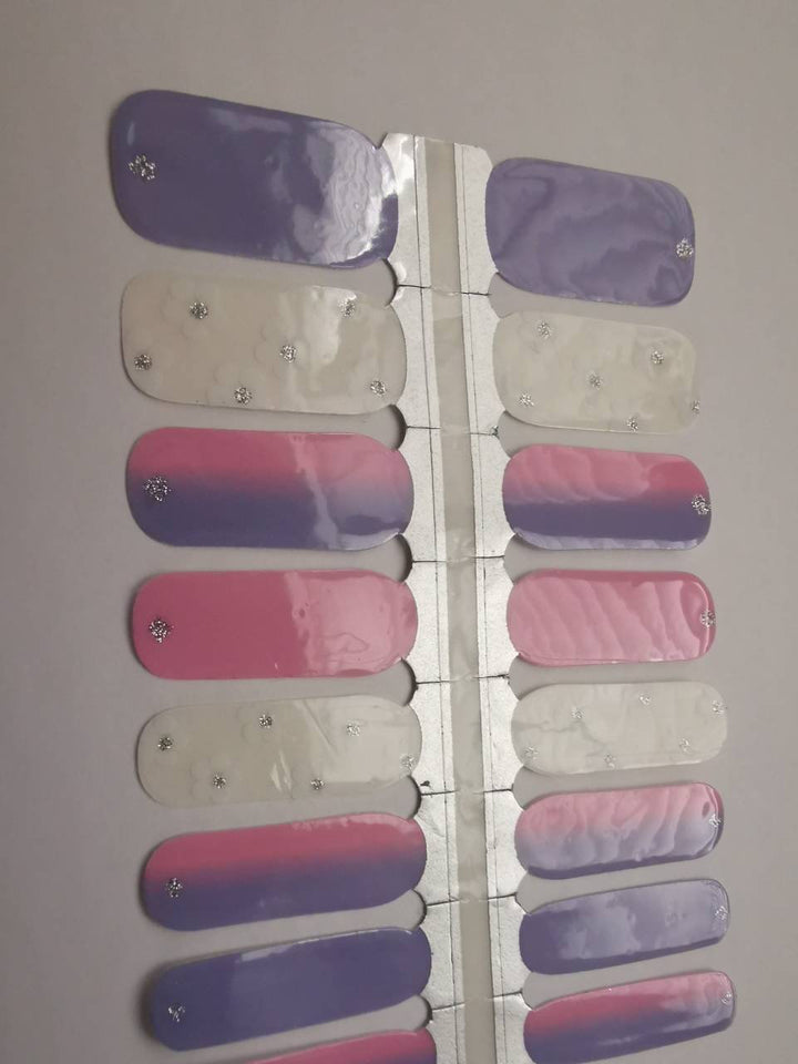 Pink and Purple Ombre Gradient with White Flowers Silver Glitter and Clear Background