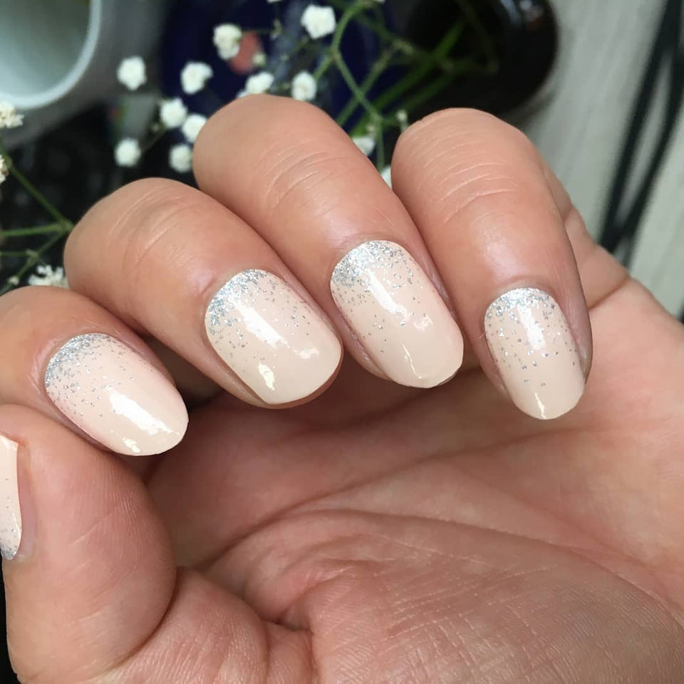 Nude beige avec paillettes argentées
